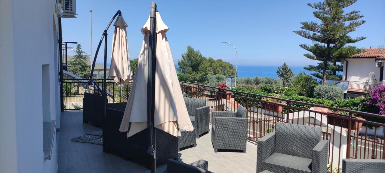 Alba De Mar B&B Roseto Capo Spulico Exterior photo