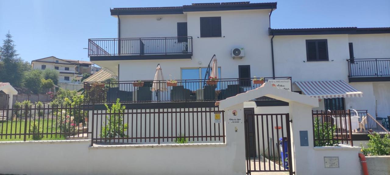 Alba De Mar B&B Roseto Capo Spulico Exterior photo